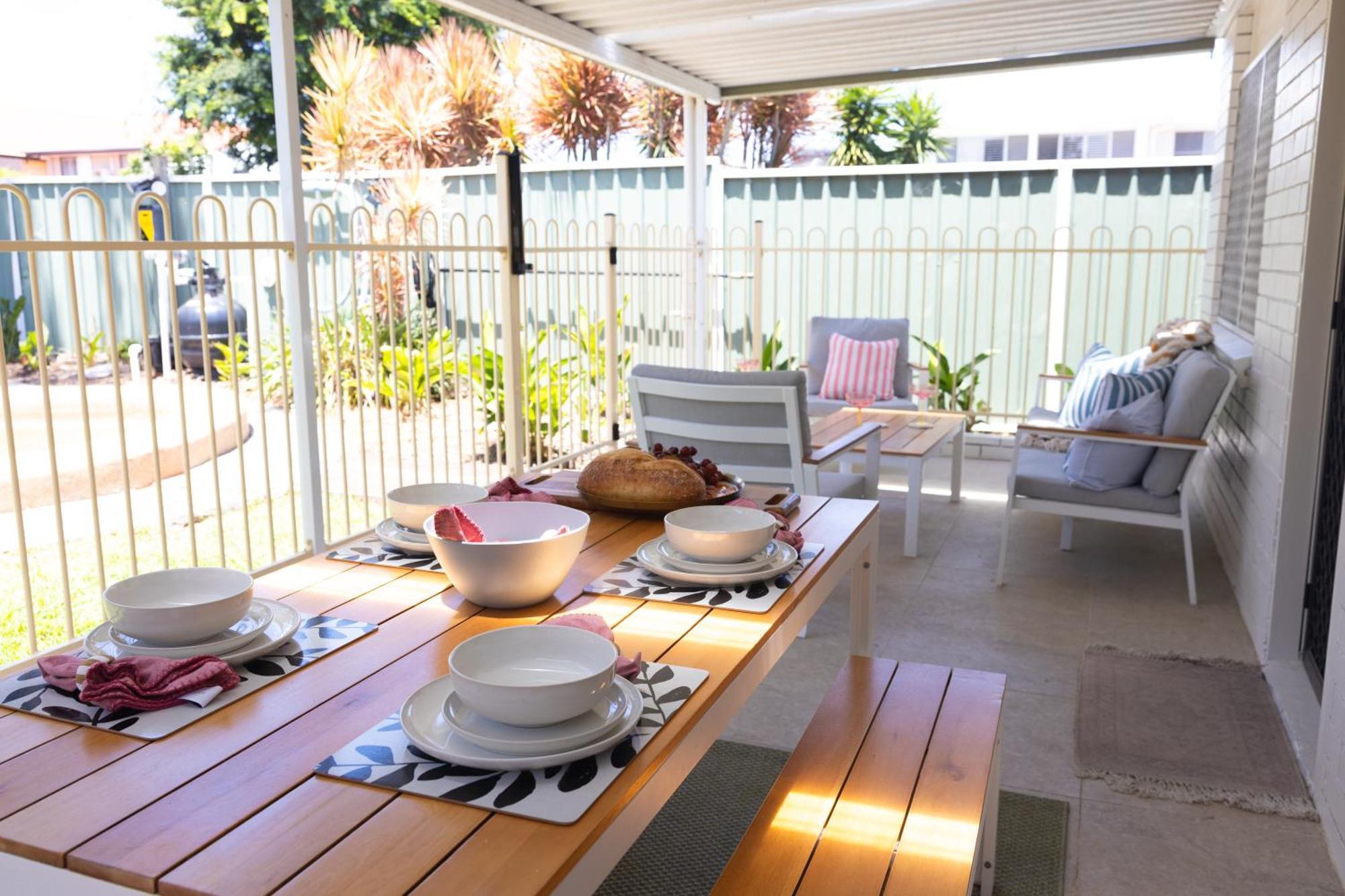 Comfortable Beach Home Scarborough Exterior photo